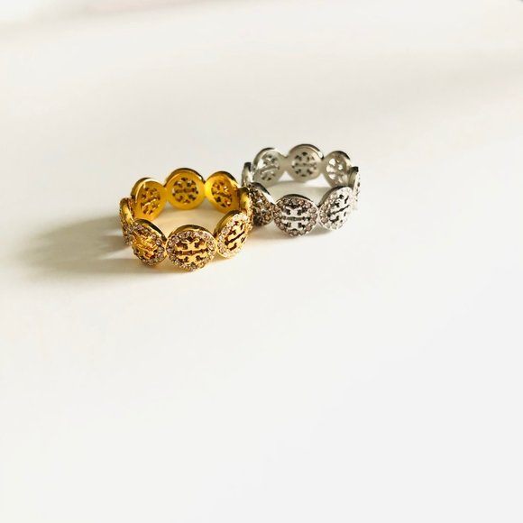 Tory Burch Silver Circle Swarovski Pave Ring - Picture 11 of 13